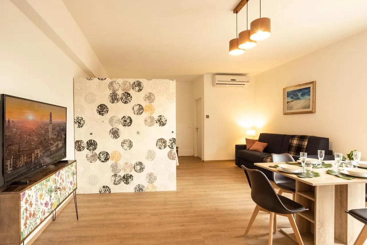 Borgoroma - Business & Residence Verona Apartamento